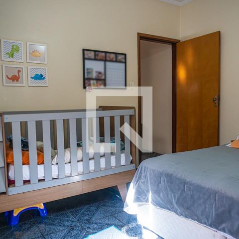 Casa à venda com 242m², 3 quartos e 3 vagasQuarto 2