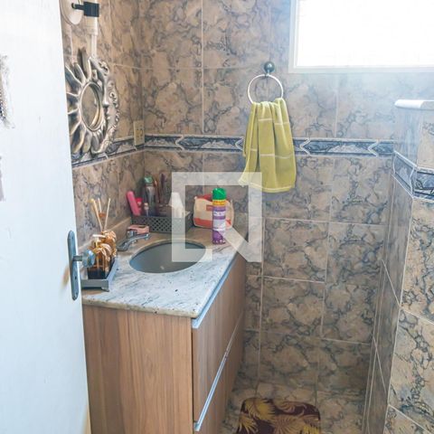 Casa à venda com 242m², 3 quartos e 3 vagasBanheiro Social