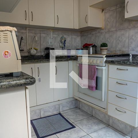 Casa à venda com 242m², 3 quartos e 3 vagasCozinha