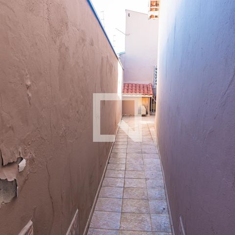 Casa à venda com 242m², 3 quartos e 3 vagasFachada