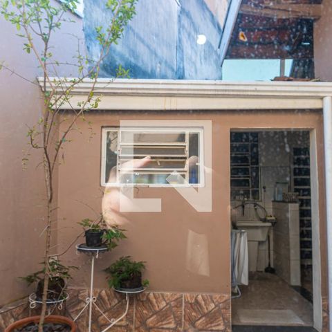 Casa à venda com 242m², 3 quartos e 3 vagasVista do quarto 2