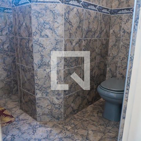 Casa à venda com 242m², 3 quartos e 3 vagasBanheiro Social