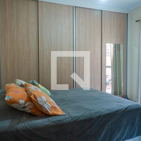 Casa à venda com 242m², 3 quartos e 3 vagasQuarto 2