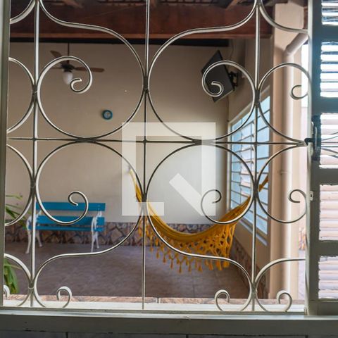 Casa à venda com 242m², 3 quartos e 3 vagasDetalhe cozinha