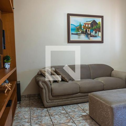 Casa à venda com 242m², 3 quartos e 3 vagasSala de Estar