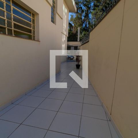 Casa à venda com 178m², 3 quartos e 4 vagasQuintal
