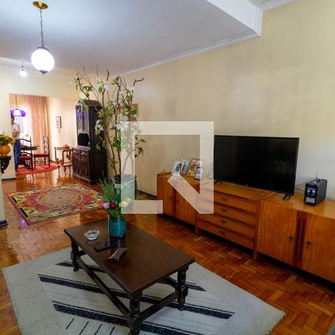 Casa à venda com 178m², 3 quartos e 4 vagasSala