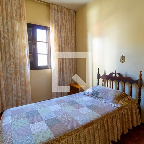 Casa à venda com 178m², 3 quartos e 4 vagasQuarto 2