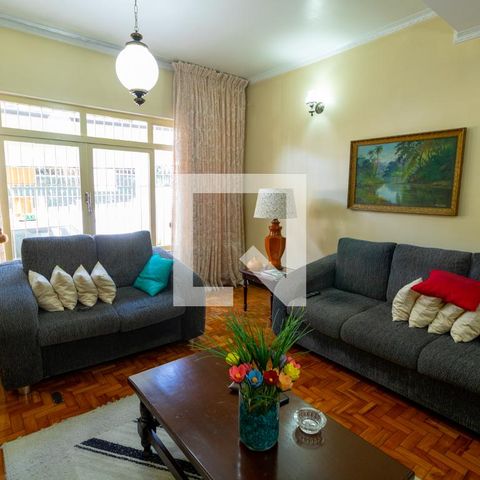 Casa à venda com 178m², 3 quartos e 4 vagasSala
