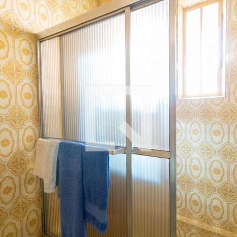 Casa à venda com 178m², 3 quartos e 4 vagasBanheiro