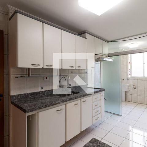 Apartamento à venda com 96m², 3 quartos e 2 vagasCozinha