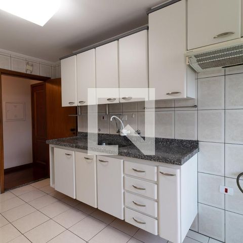 Apartamento à venda com 96m², 3 quartos e 2 vagasCozinha