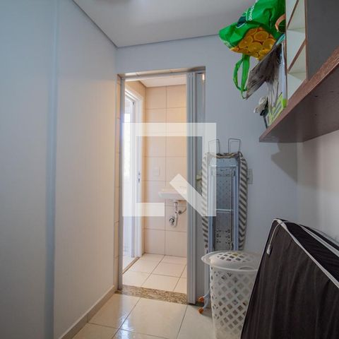 Apartamento à venda com 90m², 2 quartos e 2 vagasQuarto de Serviço