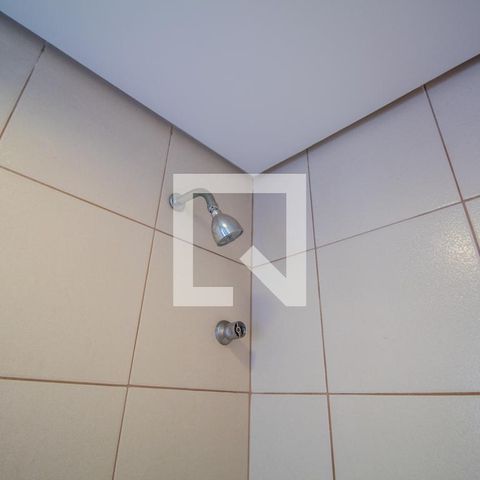 Apartamento à venda com 90m², 2 quartos e 2 vagasBanheiro de Serviço