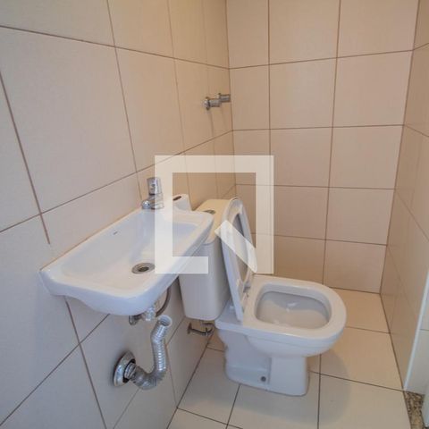 Apartamento à venda com 90m², 2 quartos e 2 vagasBanheiro de Serviço