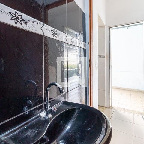 Casa à venda com 250m², 3 quartos e 2 vagasLavabo