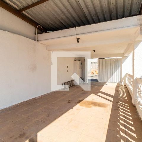 Casa à venda com 250m², 3 quartos e 2 vagasGaragem