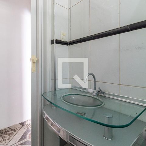 Casa à venda com 250m², 3 quartos e 2 vagasBanheiro