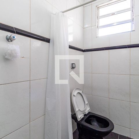 Casa à venda com 250m², 3 quartos e 2 vagasBanheiro