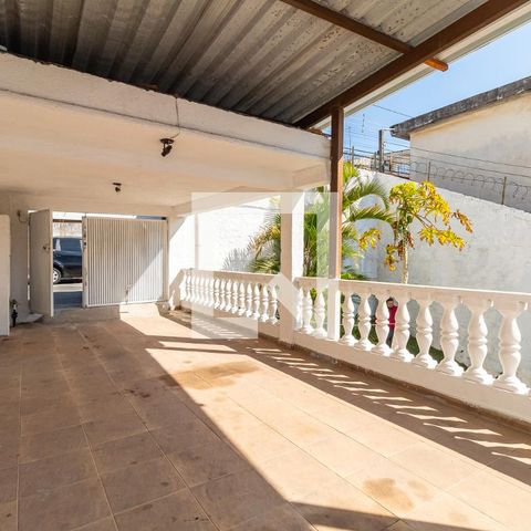 Casa à venda com 250m², 3 quartos e 2 vagasGaragem