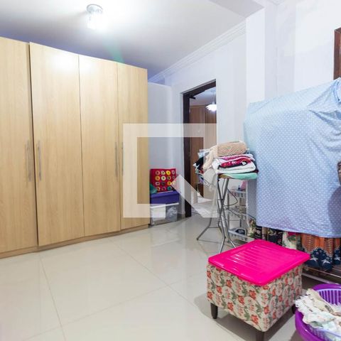 Casa à venda com 260m², 3 quartos e 2 vagasSuíte 1