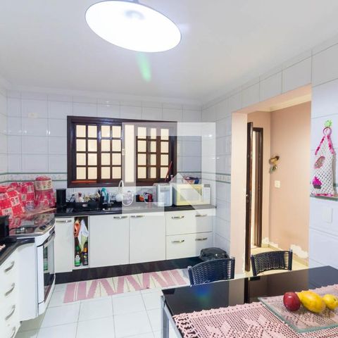 Casa à venda com 260m², 3 quartos e 2 vagasCozinha