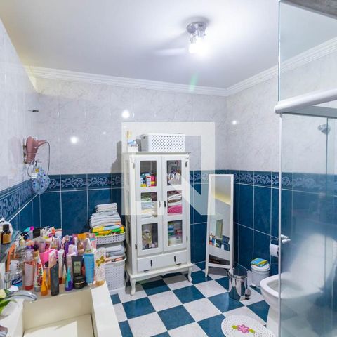 Casa à venda com 260m², 3 quartos e 2 vagasBanheiro da Suíte 1