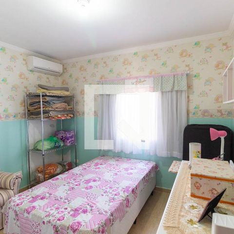 Casa à venda com 260m², 3 quartos e 2 vagasQuarto 2