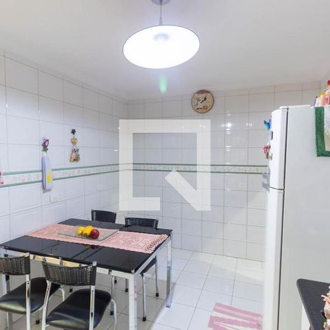 Casa à venda com 260m², 3 quartos e 2 vagasCozinha