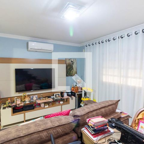 Casa à venda com 260m², 3 quartos e 2 vagasSala