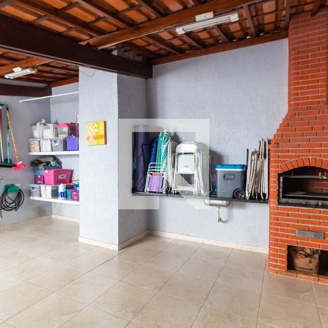 Casa à venda com 260m², 3 quartos e 2 vagasChurrasqueira
