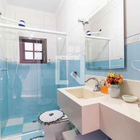 Casa à venda com 260m², 3 quartos e 2 vagasBanheiro 2