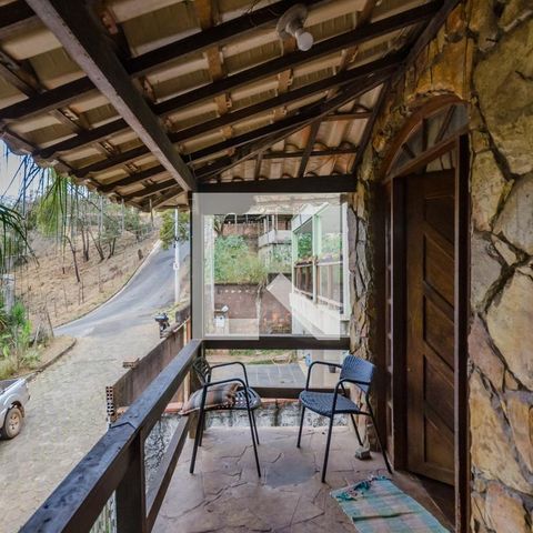 Casa à venda com 180m², 4 quartos e 2 vagasVaranda da Suíte