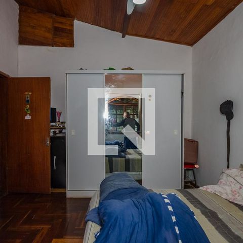 Casa à venda com 180m², 4 quartos e 2 vagasQuarto 4