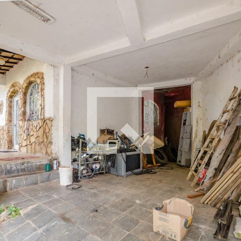 Casa à venda com 180m², 4 quartos e 2 vagasÁrea de Serviço