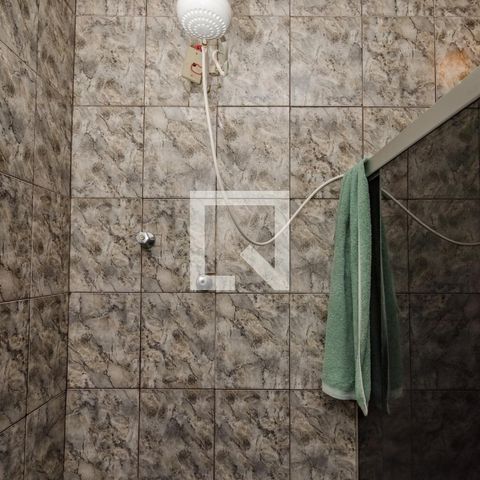 Casa à venda com 180m², 4 quartos e 2 vagasBanheiro Social