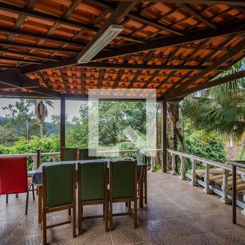 Casa à venda com 180m², 4 quartos e 2 vagasVaranda da Sala 4