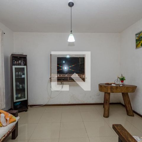 Casa à venda com 180m², 4 quartos e 2 vagasSala 1