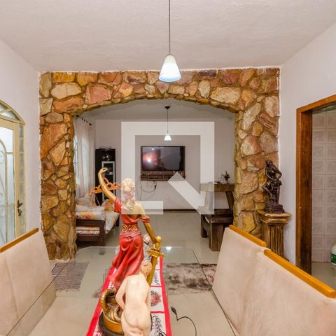 Casa à venda com 180m², 4 quartos e 2 vagasSala 2