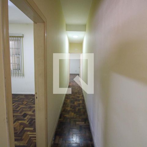 Casa à venda com 140m², 3 quartos e 1 vagaCorredor