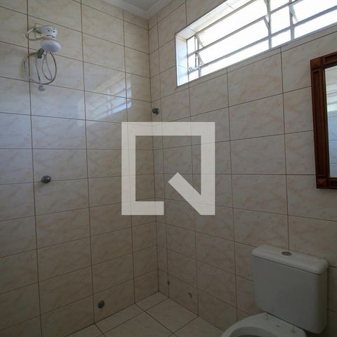 Casa à venda com 140m², 3 quartos e 1 vagaBanheiro
