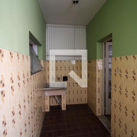 Casa à venda com 140m², 3 quartos e 1 vagaLavanderia