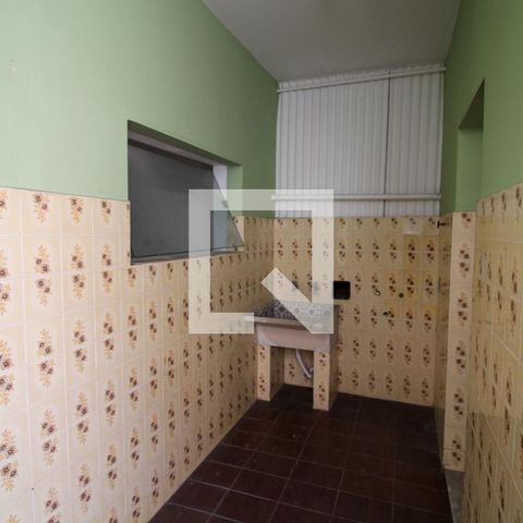 Casa à venda com 140m², 3 quartos e 1 vagaLavanderia
