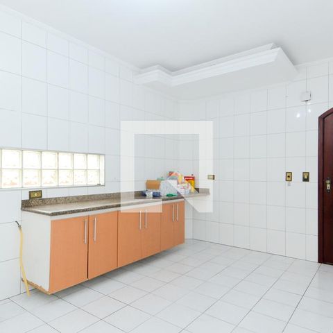 Casa à venda com 184m², 4 quartos e 2 vagasCozinha