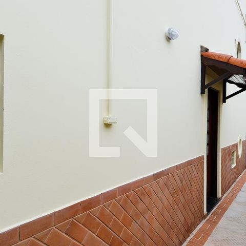 Casa à venda com 184m², 4 quartos e 2 vagasCorredor Lateral 