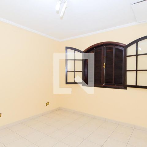 Casa à venda com 184m², 4 quartos e 2 vagasQuarto 4