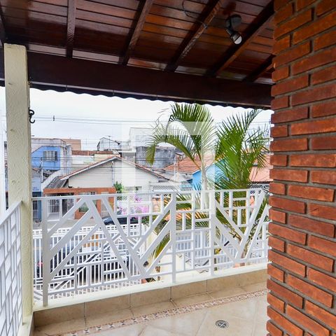 Casa à venda com 184m², 4 quartos e 2 vagasVaranda da Suíte 2