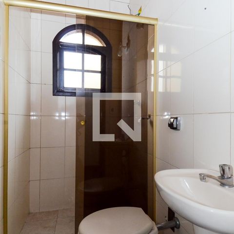 Casa à venda com 184m², 4 quartos e 2 vagasBanheiro Social