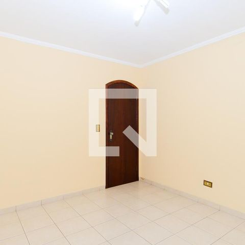 Casa à venda com 184m², 4 quartos e 2 vagasQuarto 4