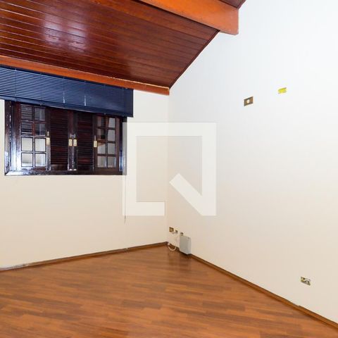 Casa à venda com 184m², 4 quartos e 2 vagasQuarto 3